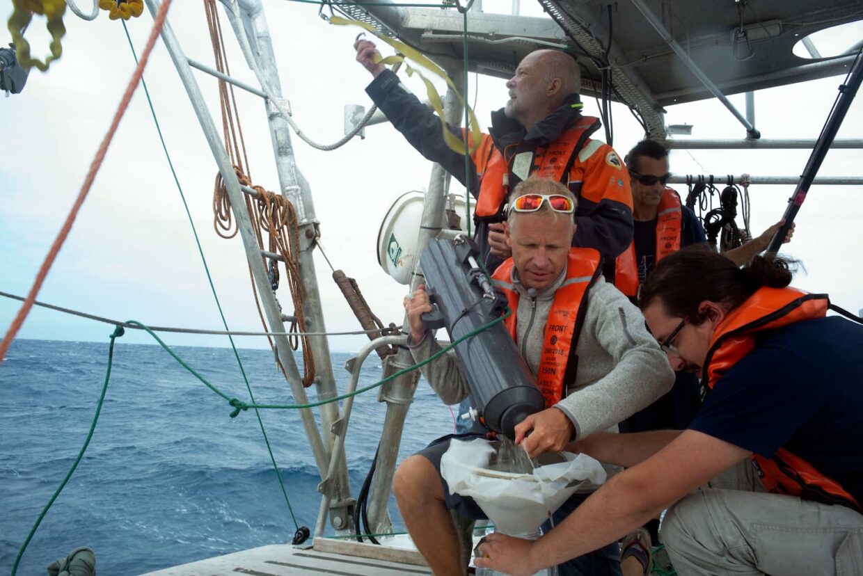 Prélèvement dans le Rhône